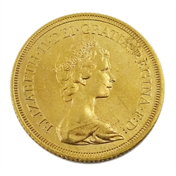 Queen Elizabeth II 1976 gold full sovereign