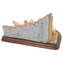 Eight Border Fine Arts pig figures, including Leave Some for Me, model A9792, Upsetting the Apple Cart, model A7935, Hog Heaven, model A1015 etc