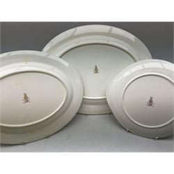 Royal Doulton De Lamerie pattern part tea and dinner service, including eight dinner plates, seven side plates, seven bowls, two serving platters, seven cups and saucers, milk jugs, sucrier, etc (58)