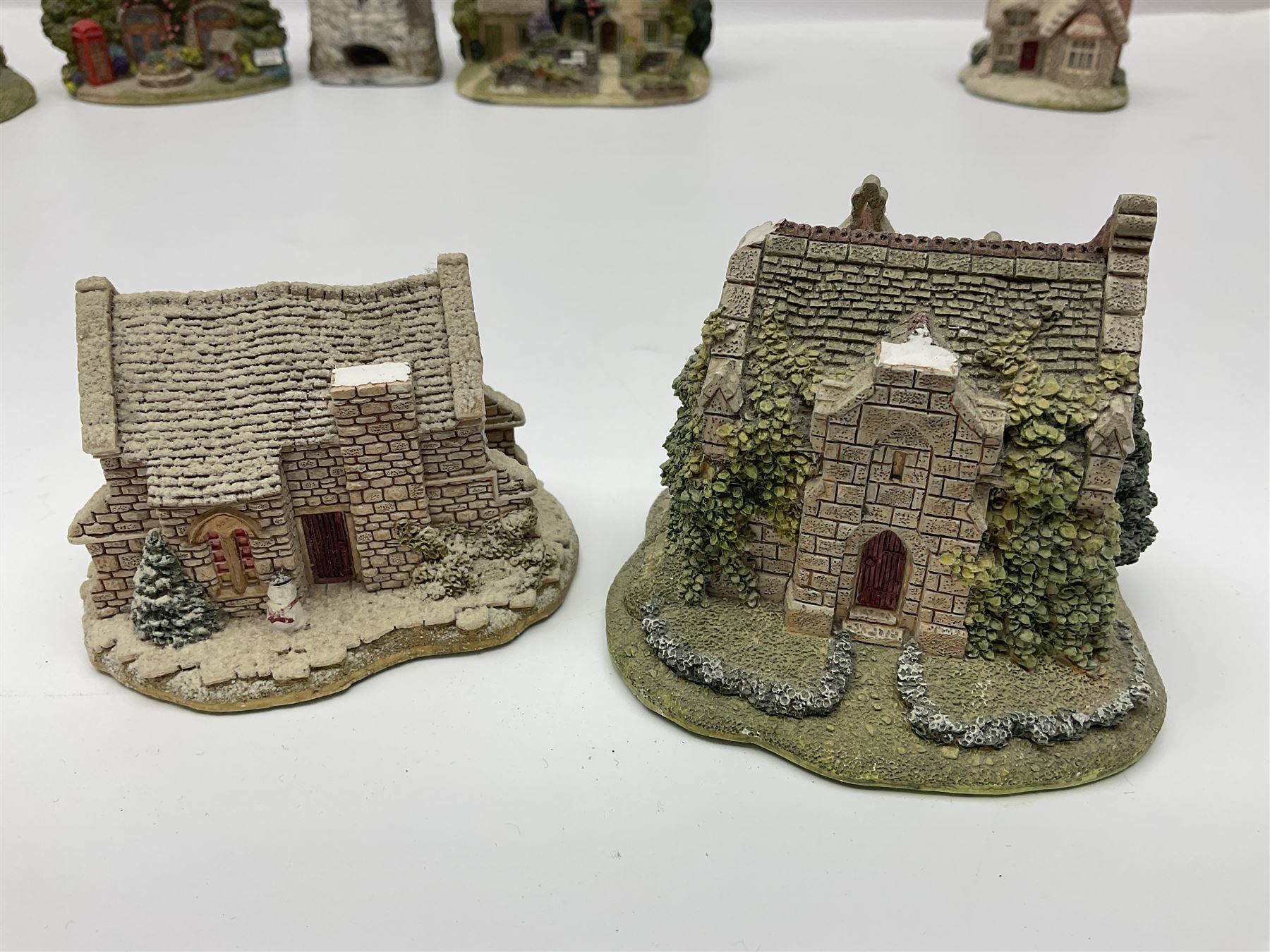 Thirty Lilliput lane, to include Hill Top, Bottle Oven, April Cottage, Thimble Cottage, Honeysuckle III, Gullivers Pantry etc