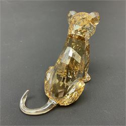Swarovski Crystal lioness and cub, Akili, adult H7cm