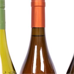 Mixed wine, including Henri Gaillard 2020 Cotes De Provence, Rioja Vega Tempranillo Blanco, Mud House 2023 Sauvignon Blanc etc various contents and proof 
