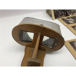 Stereoscope viewer and box of stereoscopic views 