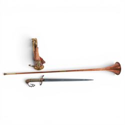 Royal Welsh Fusiliers 23rd Regiment bugle, together with copper hunting horn, midshipman dirk