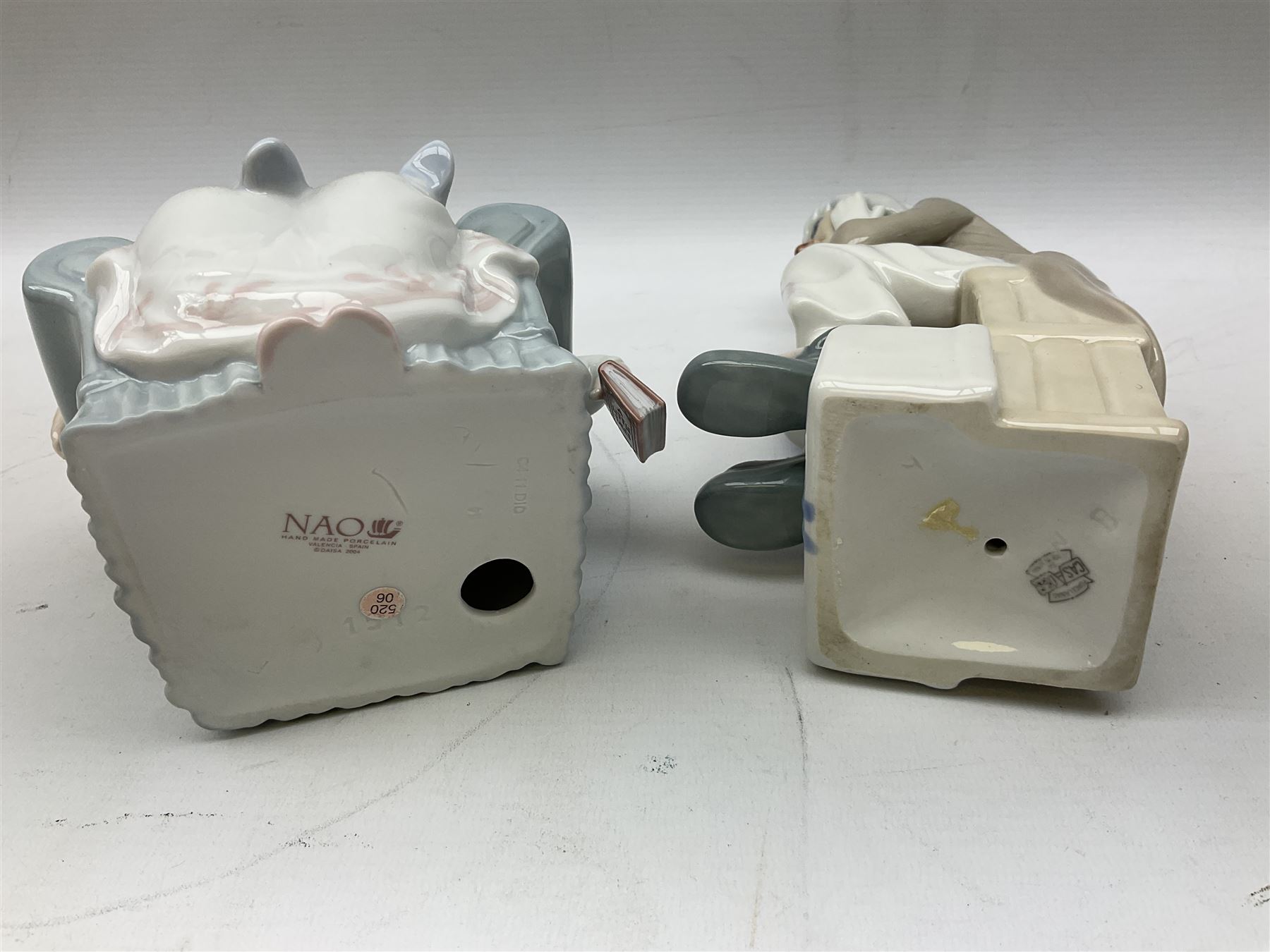 Collection of Nao figures, to include 'Moment with Mummy' no.1429, 'Stories with Grandma' no.1512, 'A Hug of Love' no.1467, together with fourteen further Nao figures and a Cascades clown figure