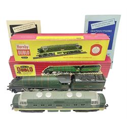 Hornby Dublo - 2-rail Class A4 4-6-2 locomotive 'Golden Fleece' No.60030 with tender; boxed with instruction leaflet; and Deltic Type Diesel Co-Co locomotive 'Crepello' No.D9012; boxed (2)
