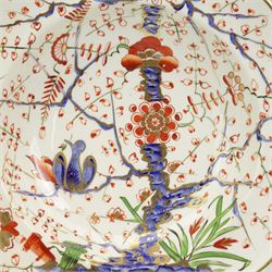 Set of four early 19th century Derby porcelain bowls decorated in the 'Tree of Life' pattern, in the imari palette, within shaped gilt borders, D26cm (4)