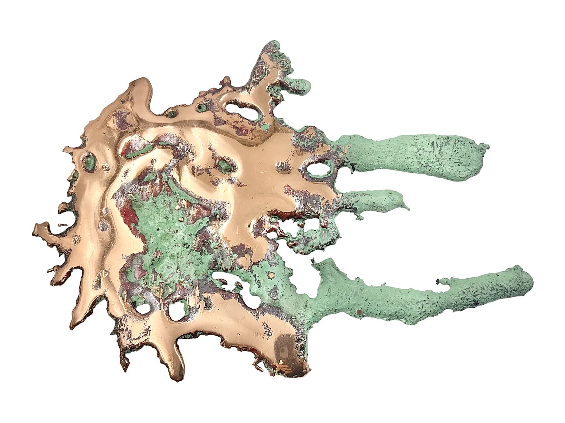 Large free form copper splash, with green patina and polished copper accents, at largest point H18cm, L23cm