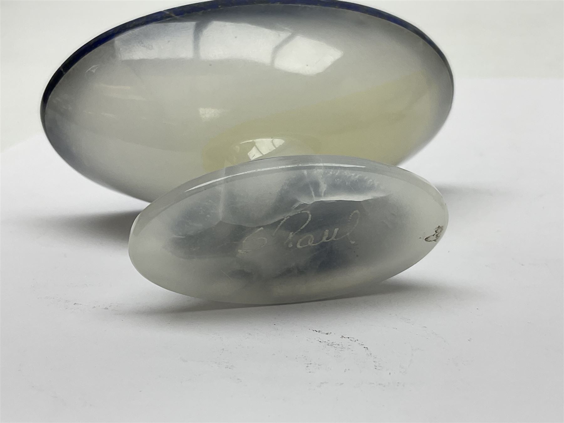 Pair of lapis lazuli and agate open salts, of navette form, upon a stepped oval pedestal foot, H5cm, L8cm