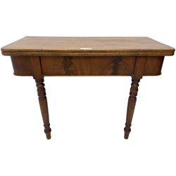 19th century mahogany tea table, swivel action rectangular fold-over top with rounded corners, on turned supports 