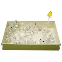 Seventeen Swarovski crystal figures (17)