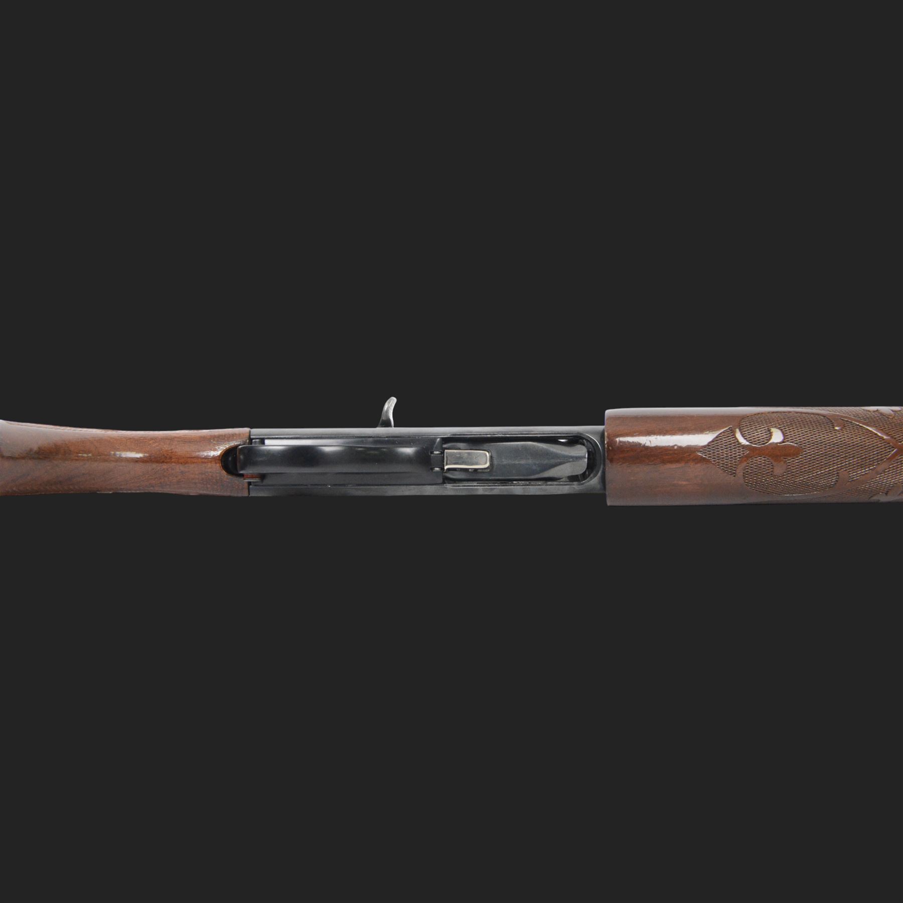 Remington Model 1100 12 bore 3-shot semi-automatic shotgun, 26
