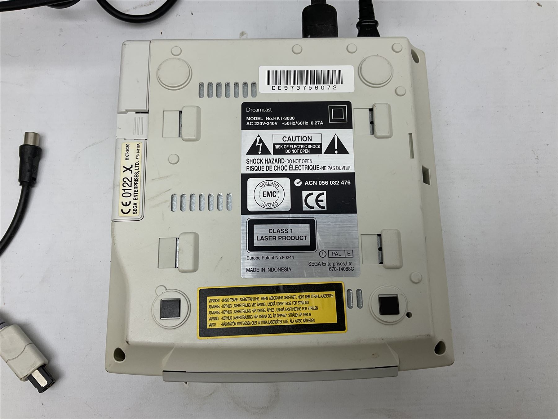 Dreamcast console, one controller, original instruction booklet with magazine and four games, ‘Aerowings’, ‘Buggy Heat’, ‘ Racing Simulation Monaco Grand Prix’ and ‘Who Wants to be a Millionaire’, all in original cases with instruction booklets 