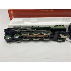 Hornby '00' gauge - Coronation Class 4-6-2 locomotive 'Duchess of Gloucester' No.6225 in LMS maroon; Class A1/A3 4-6-2 locomotive 'Flying Scotsman' No.4472 in LNER green; Class 9F 2-10-0 locomotive 'Evening Star' No.92220 in BR green; all boxed; and Class A1/A3 4-6-2 locomotive 'Prince Palatine' No.60052 in BR blue; unboxed (4)