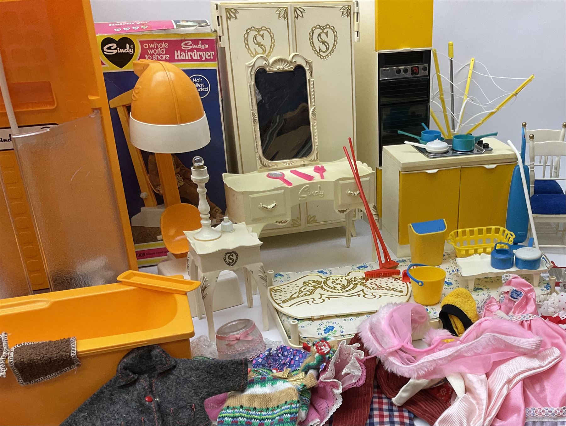 Sindy - Camping Buggy and Folding Tent, Bath, Shower, Washbasin unit and Hairdryer; all boxed; together with unboxed kitchen units, dining and bedroom furniture; and two bags of clothing and accessories