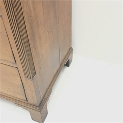  Georgian oak chest, reeded columns flanking two short and three long drawers, bracket supports, W126cm, H112cm, D55cm   