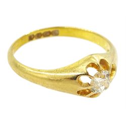 Edwardian 18ct gold single stone old cut diamond ring, London 1902, diamond approx 0.30 carat