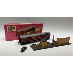 Hornby Dublo - 5080 Signal Cabin with pack of Station Names; two D1 Footbridges, one with instructions; and two 2460 Plastic Level Crossings suitable for two-rail system; 2400 T.P.O. Mail Van Set for two-rail system all boxed; together with three plastic brick effect tunnel mouths for double track layout (9)