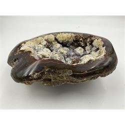 Agate crystal geode cluster, in brown and white tones, H7cm
