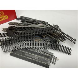 '00' gauge - Hornby Freightmaster train set with Class 31 A1A-A1A diesel locomotive No.D5572; Tri-ang RS24 train set (lacking locomotive); both boxed; three unboxed locomotives (one for spares or repair); four wagons; and quantity of track