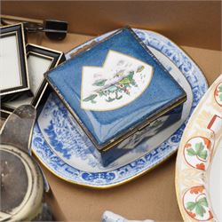 Early 19th century Derby dish, Maleras Sweden glass owl sculpture, Crown Staffordshire box with chinoiserie decoration and other ceramic and glass items in one box