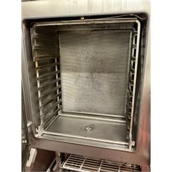 Hobart CSD1013G commercial single phase oven, with stand- LOT SUBJECT TO VAT ON THE HAMMER PRICE - To be collected by appointment from The Ambassador Hotel, 36-38 Esplanade, Scarborough YO11 2AY.