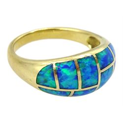 14ct gold synthetic opal dome ring, stamped