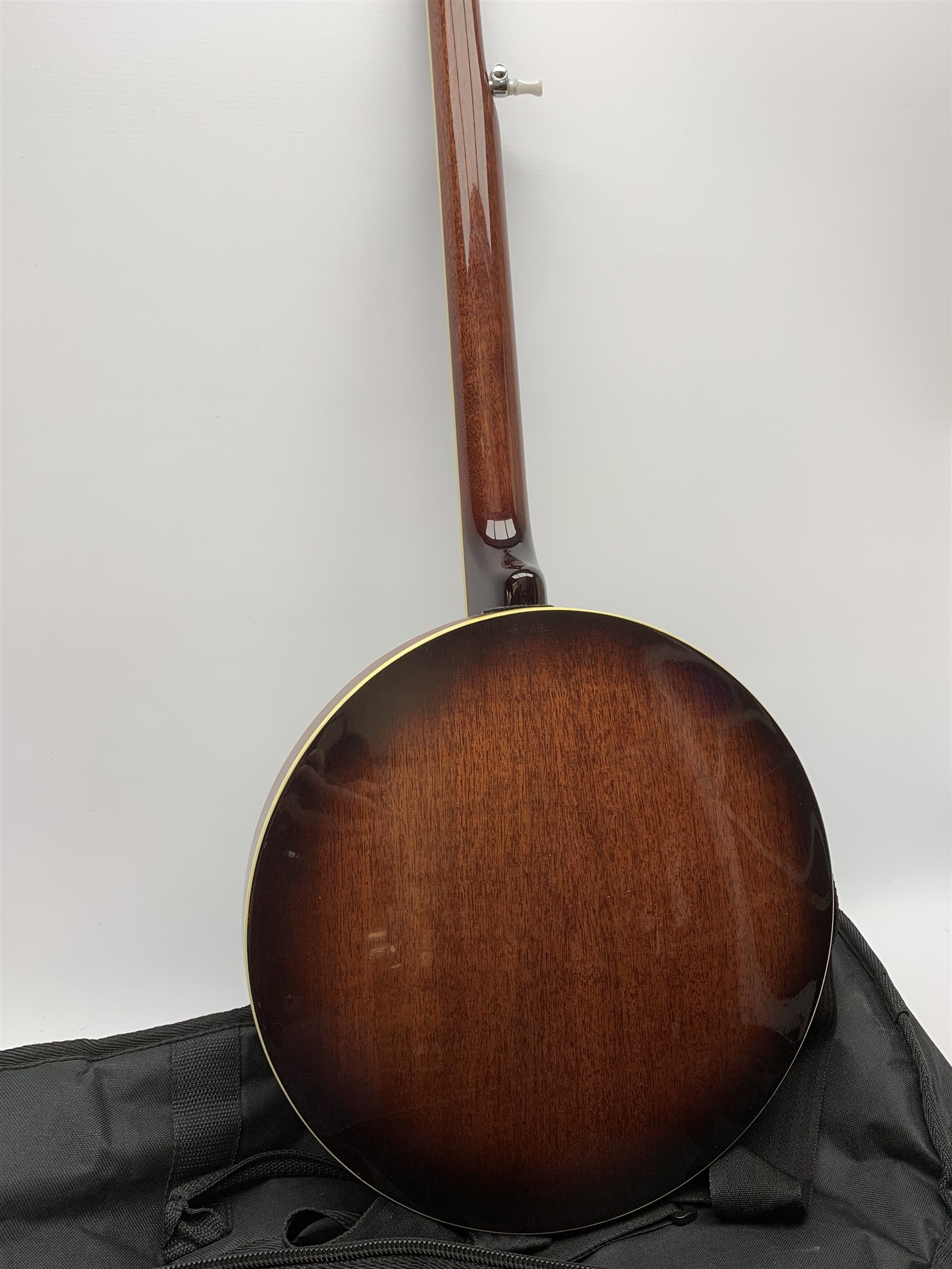 American/Korean Fender mahogany five-string banjo with mother-of-pearl inlaid rosewood finger board, serial no.KD03080778, L99cm, in TGI soft carrying case