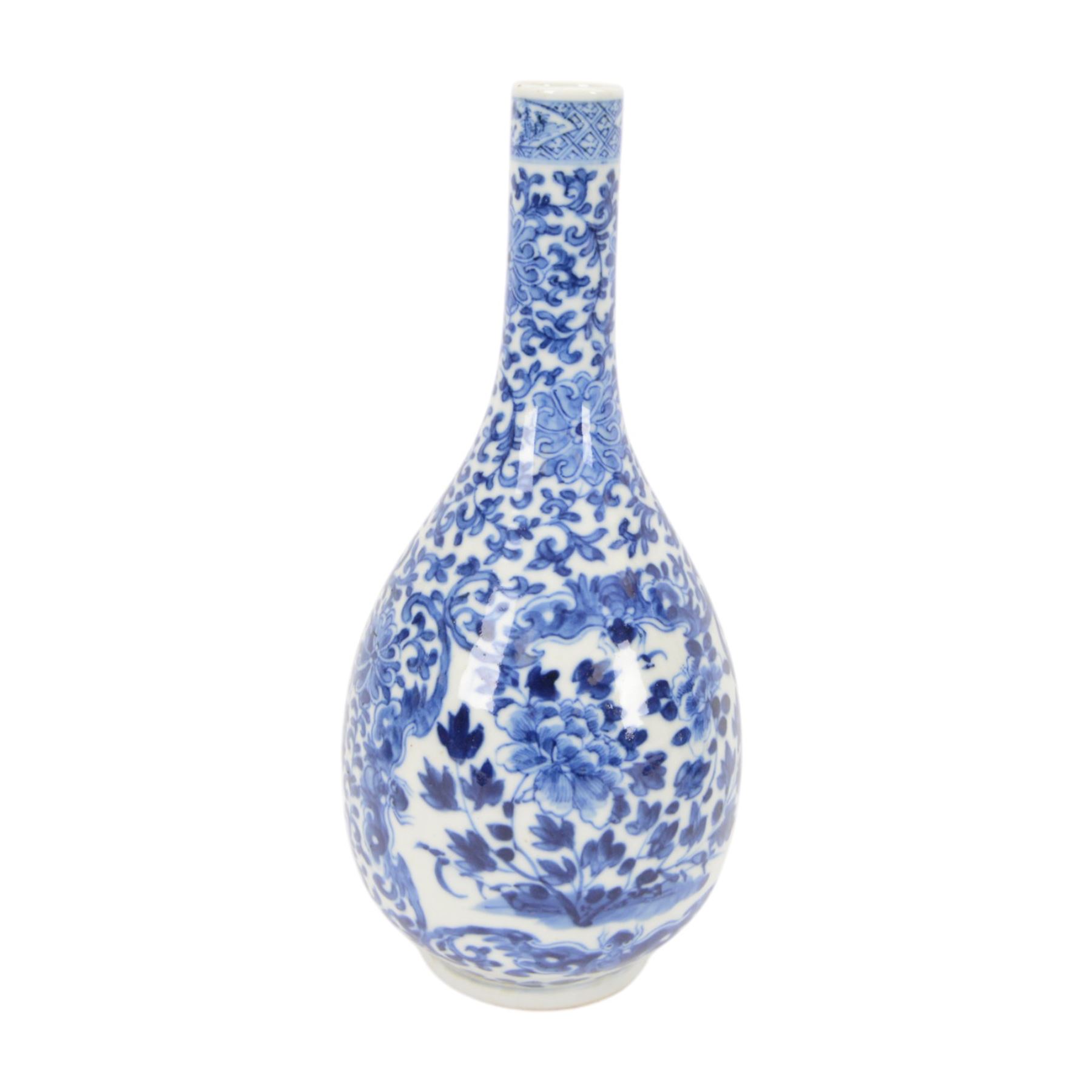 Chinese blue and white vase, decorated with a dragon chasing a flaming pearl amongst stylised clouds, together with two other vases, largest H26cm 