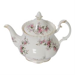 Royal Albert Lavender Rose pattern tea service for six including teapot, jug, open sucrier, teacups and saucers, side plates, dinner plates etc  
