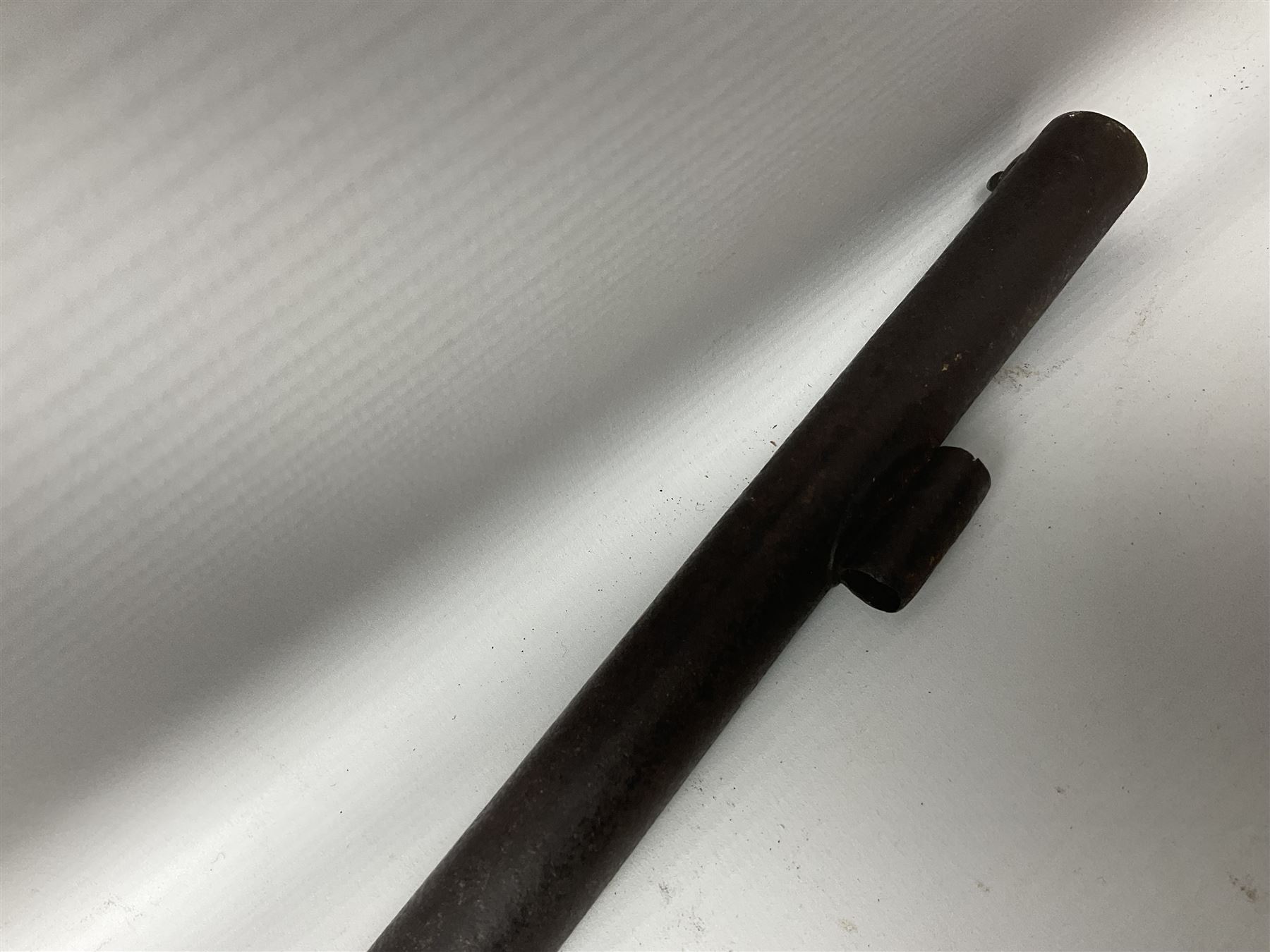 Early 19th century flintlock single barrel sporting gun by Johnston, approximately 14-bore, with 94cm(37