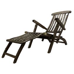 Hardwood framed folding garden steamer chair with fold-out foot rest 