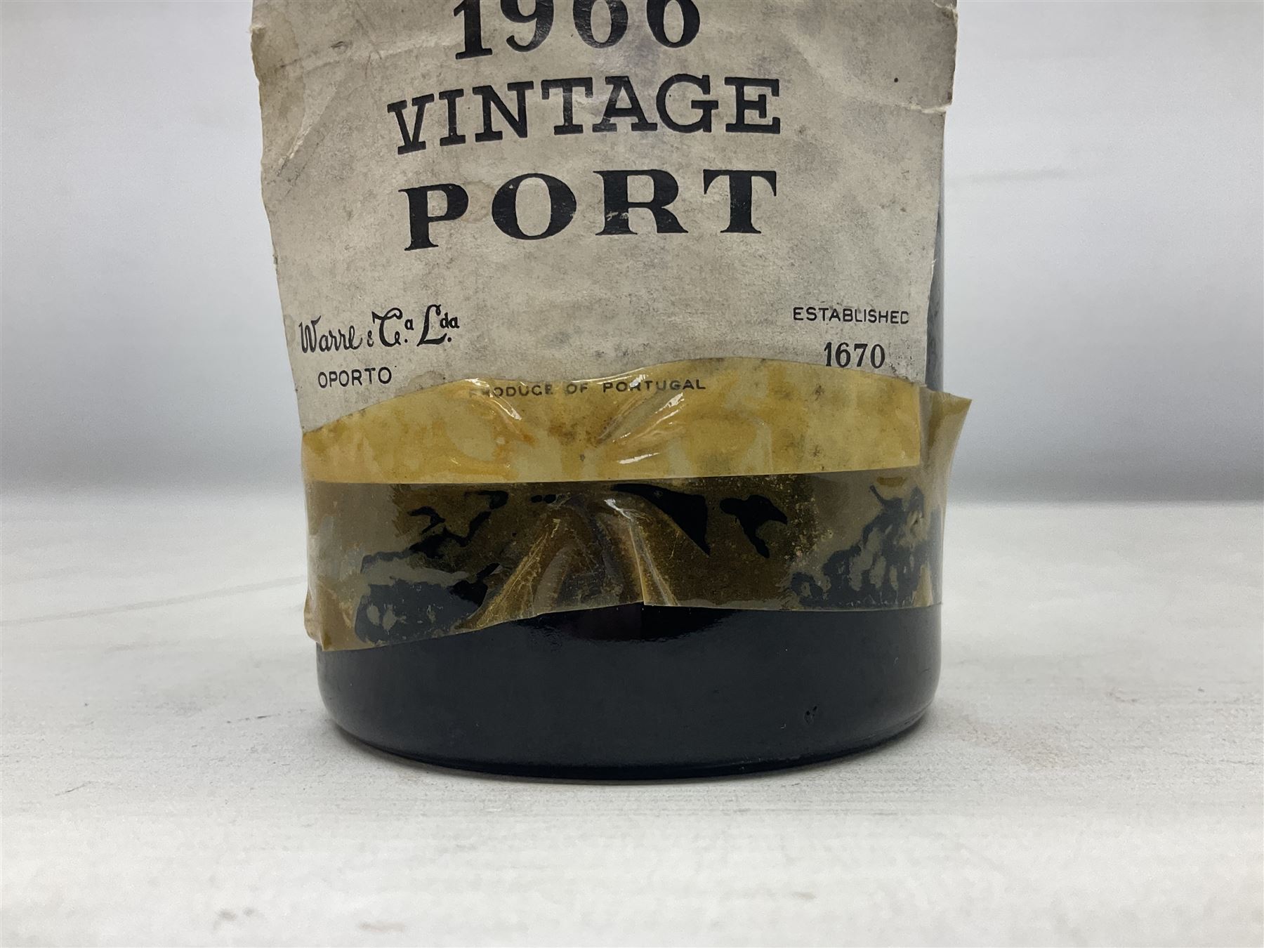 Warre's 1966, vintage port, unknown contents and proof 