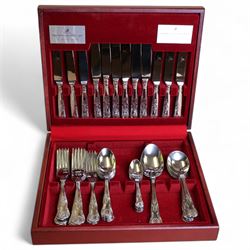 Viners stainless steel cased canteen fro six 