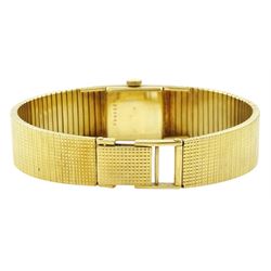 Alpina 18ct gold manual wind wristwatch, champagne dial with baton hour markers, Helvetia hallmark, on integral 18ct gold bracelet, stamped 750