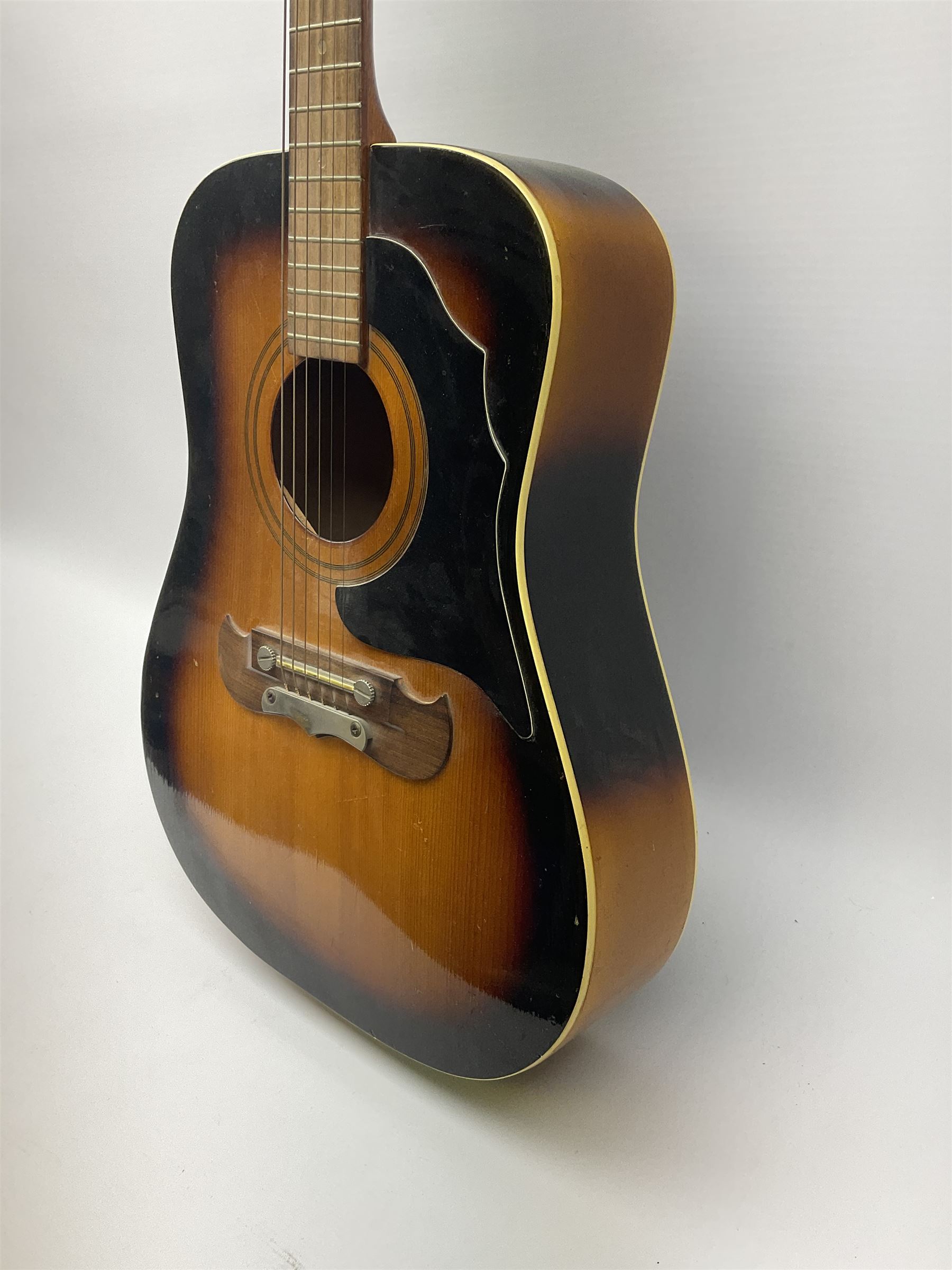 Framus Acoustic Guitar, model 5/196. L104cm