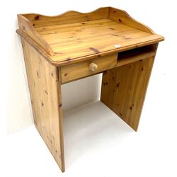 Solid pine single pedestal desk, four drawers (W100cm, H69cm, D39cm) and another desk (2)