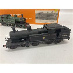 ‘00’ gauge - two kit built steam locomotives comprising NC 118 Nu-Cast LNER C13 (ex Great Central) 4-4-2 Tank locomotive no.67404 in BR black with original box; together with similar Great Central 4-4-2 Tank locomotive in green (2) 