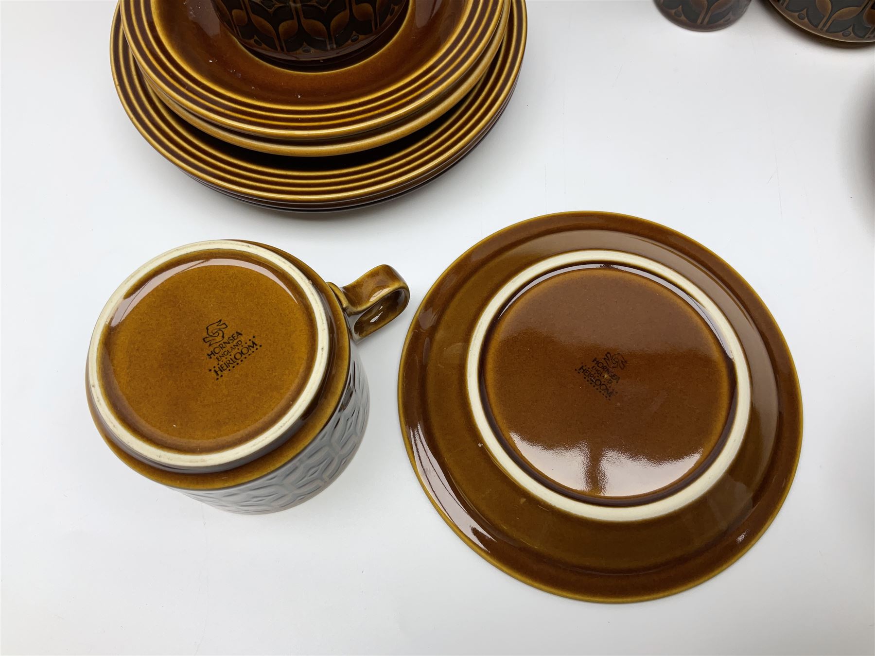 Hornsea Heirloom pattern coffee service for six, comprising of coffee pot, covered sucrier, milk jug, hot water jug, dessert plates, side plates, dinner plates, jug, salt and pepper shakers and serving platter 