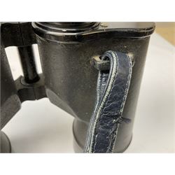 Pair of WW2 Bausch & Lomb U.S. Navy 7 x 50 binoculars, Mk.1 Model 2, impressed BU Ships No.80975 1941, serial no.OY6585, with neck strap