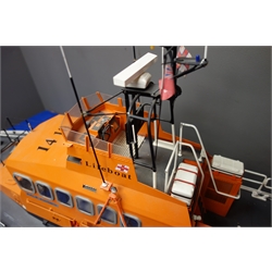  Radio Controlled 1:16 scale model of the RNLB Trent Class Lifeboat 'Samarbeta' 14-10 with assembly instructions, plans, transmitter & batteries, L88cm  