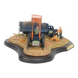 Limited edition Country Artists 'A Vintage Harvest' no. 01708, limited edition no. 173/570, with box and certificate of authenticity