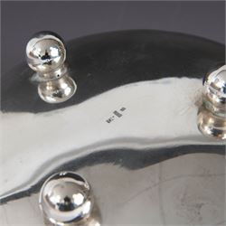 Chinese export silver swing handled basket, of circular for with crimped rim and knotted wirework handle, engraved with a dragon to centre, upon three bun feet, with maker's mark T.H, character marks and 95 to underside, including handle H17cm