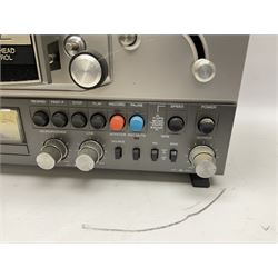 Realistic TR-3000 Logic Control stereo tape deck reel to reel HiFi, with a large collection of reels 