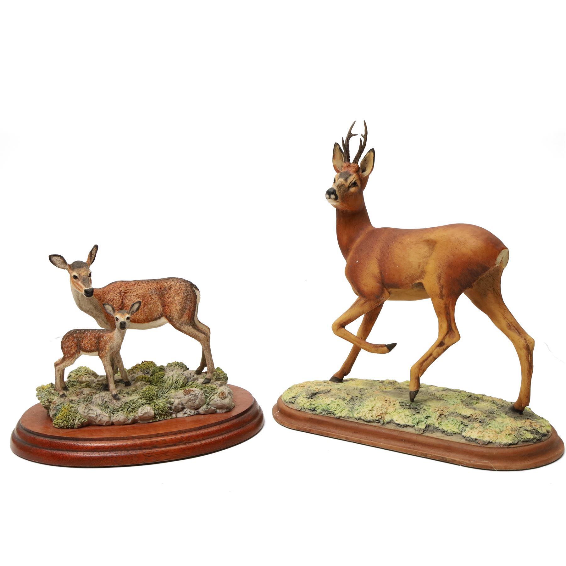 Border Fine Arts group 'Red Hind, Follower & Calf', another of a deer by James Harvey 262/850, another 'Red Hind & Calf' by David Walton and a Sherratt & Simpson group of deer (4) 