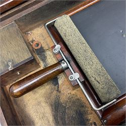 Underwood standard duplicator, in original wooden box, with gilt lettering to cover