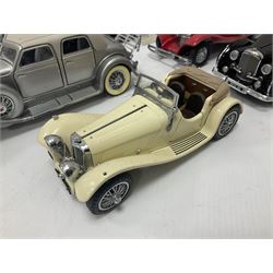 Franklin Mint - five 1:24 scale die-cast precision models comprising 1930 Bugatti Royale Coupe Napoleon, 1933 Duesenberg SJ Twenty Grand, 1935 Mercedes Benz 500K Special Roadster, 1938 Jaguar SS-100, and 1947 Bentley 