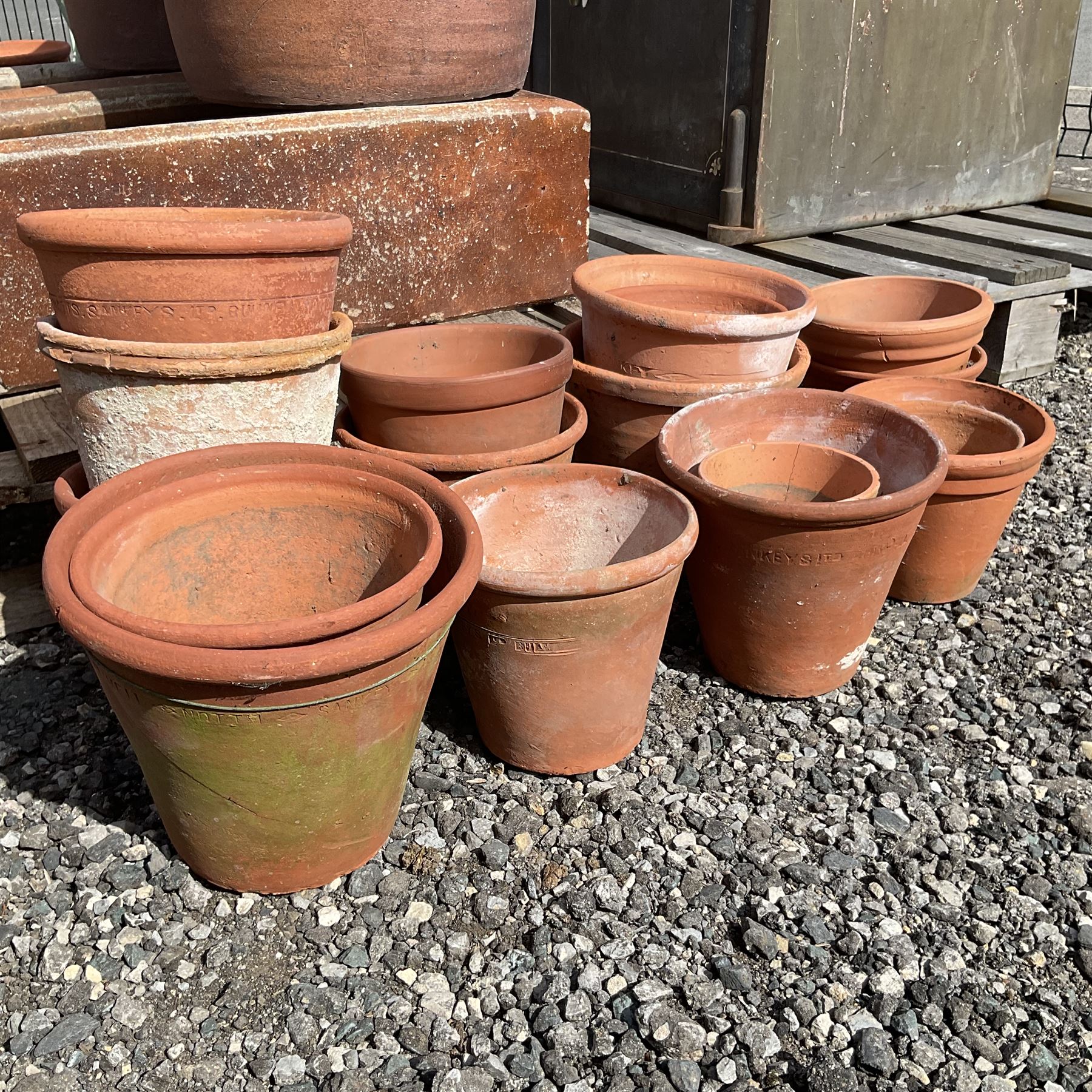 Sankey Bulwell, terracotta garden pots - provenance Sand Hutton (20)