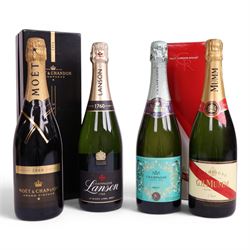 Moet & Chandon 2000 grand vintage champagne, G.H. Mumm brut cordon rouge champagne and two...