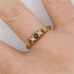 Edwardian 18ct gold sapphire and diamond ring, Birmingham 1902